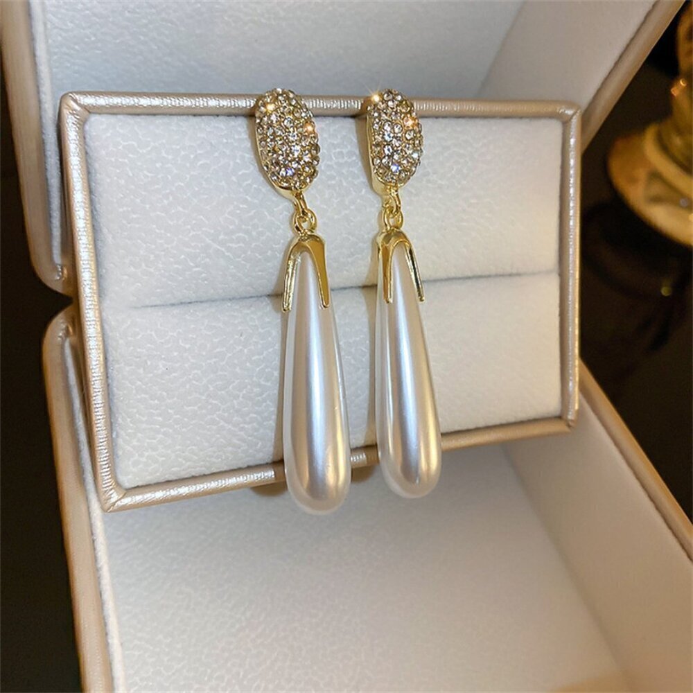 White Women's Large Teardrop Faux Pearl & Rhinestone Decor Earrings